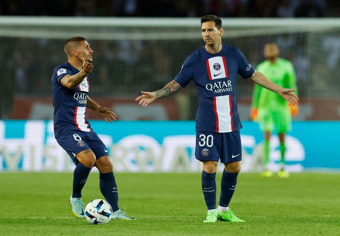 Soccer Football - Ligue 1 - Paris St Germain v AS Monaco - Parc des Princes, Paris, France - August 28, 2022 Paris St Germain's Lionel Messi and Marco Verratti react REUT