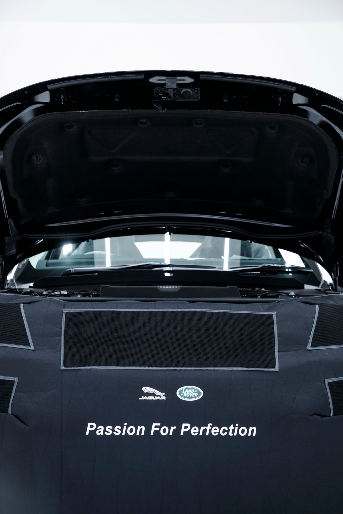 Jaguar Land Rover - Special Vehicle Operations