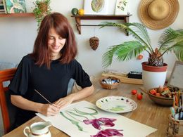 Květinu maluje i měsíc. Tvorba české botanické umělkyně zaujala Asijce i Angličany