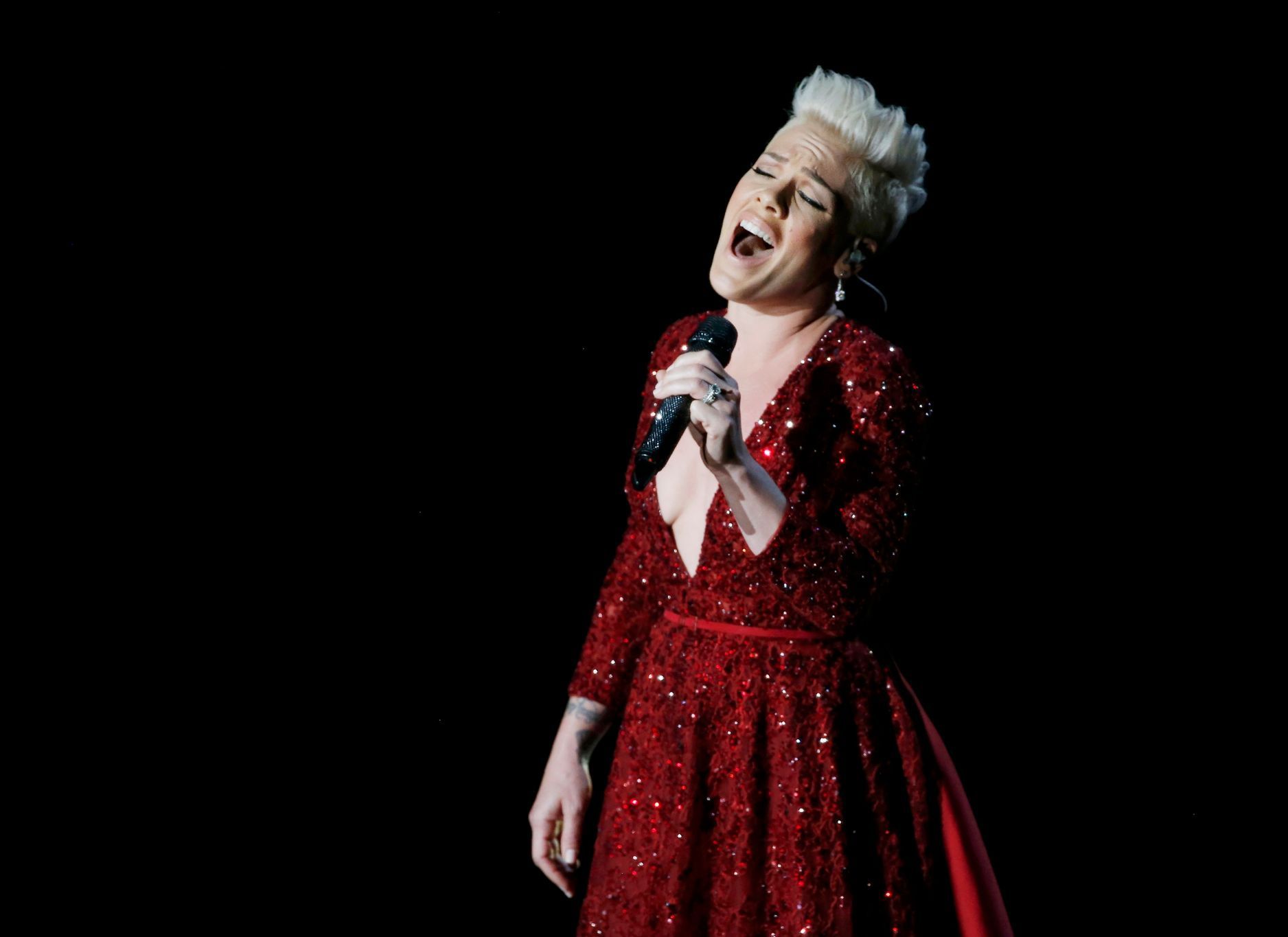 Pink performs a tribute to &quot;The Wizard of Oz&quot; at the 86th Academy Awards in Hollywood