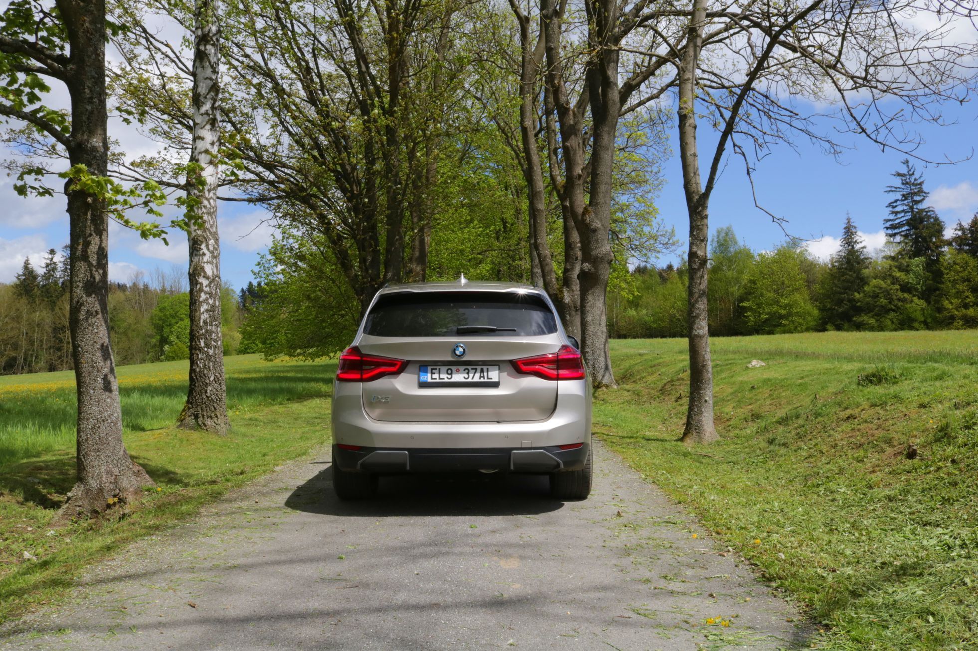 BMW iX3