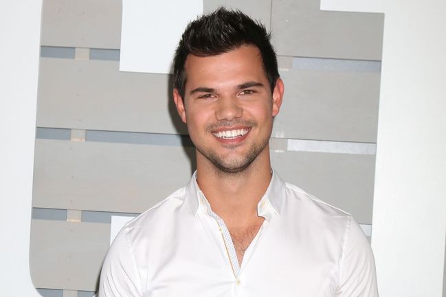 Taylor Lautner - 30 let