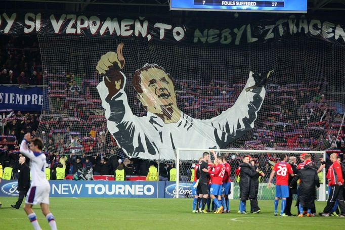 LM, Plzeň - CSKA Moskva: choreo Plzně - trenér Vrba