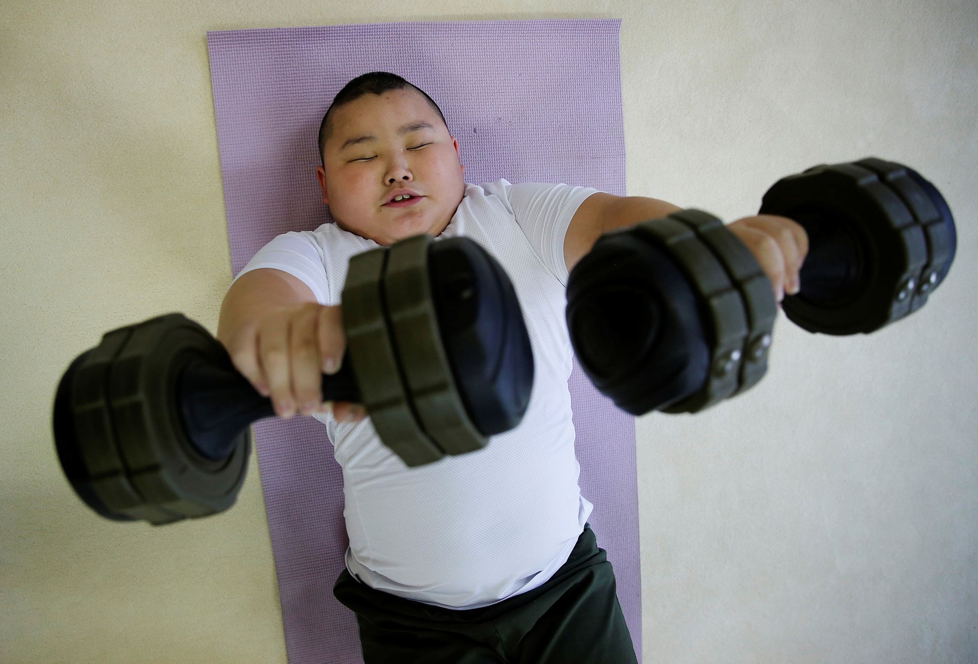 Reuters: mladí zápasníci sumo v Japonsku