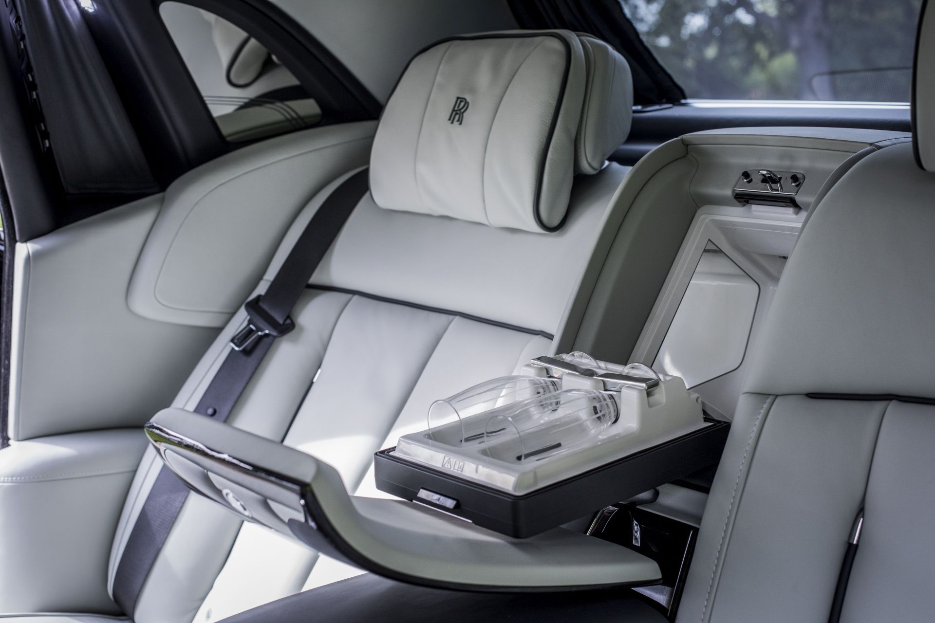 Rolls-Royce Phantom a Cullinan