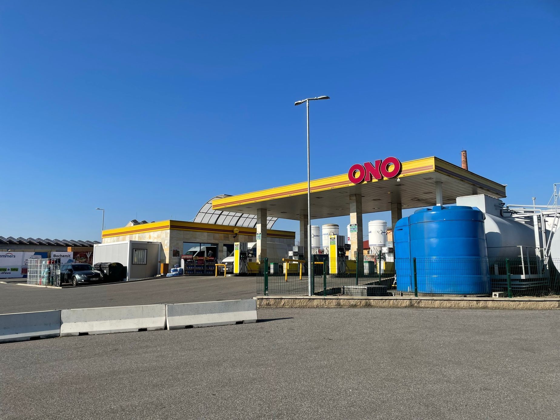 Čerpací stanice, pumpa, totem, ceny PHM, únor 2023