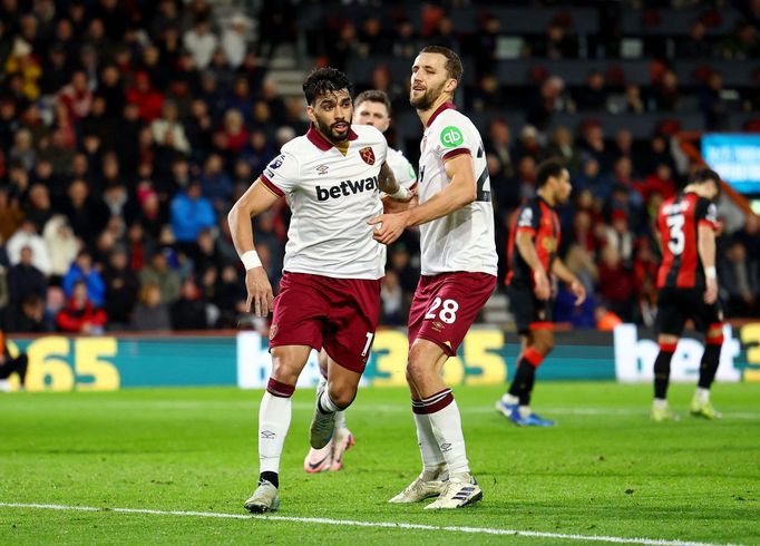 Lucas Paquetá a Tomáš Souček, Bournemouth - West Ham