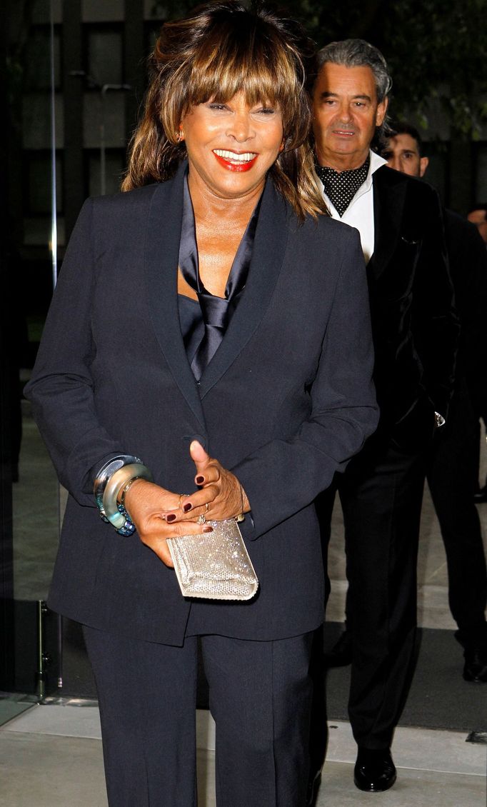 Zpěvačka Tina Turner s manželem Erwinem Bachem v roce 2015.