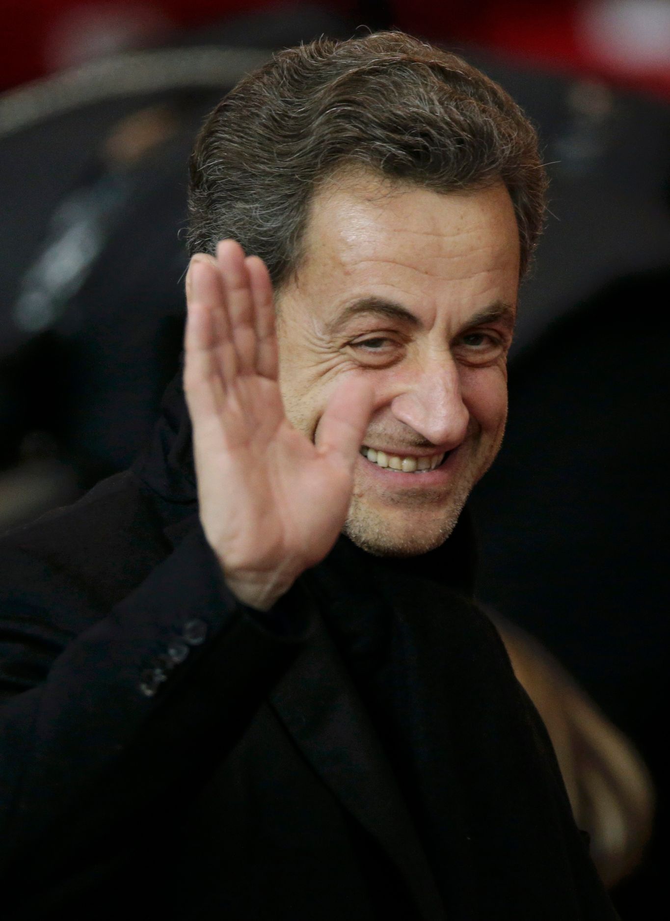 Nicolas Sarkozy sleduje premiéru Davida Beckhama za Paris St. Germain