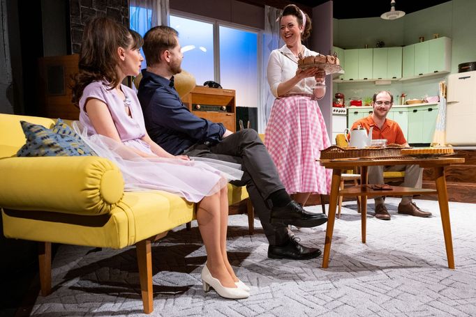 Natálie Holíková jako Fran, Michal Lurie coby Marcus, Lucie Andělová v roli Judy a Jakub Tvrdík jako Johnny.