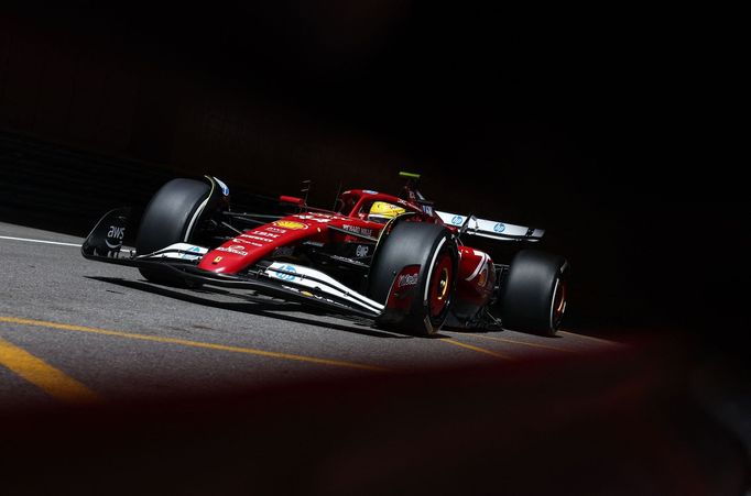 Lewis Hamilton, Ferrari ve VC Monaka F1 2025