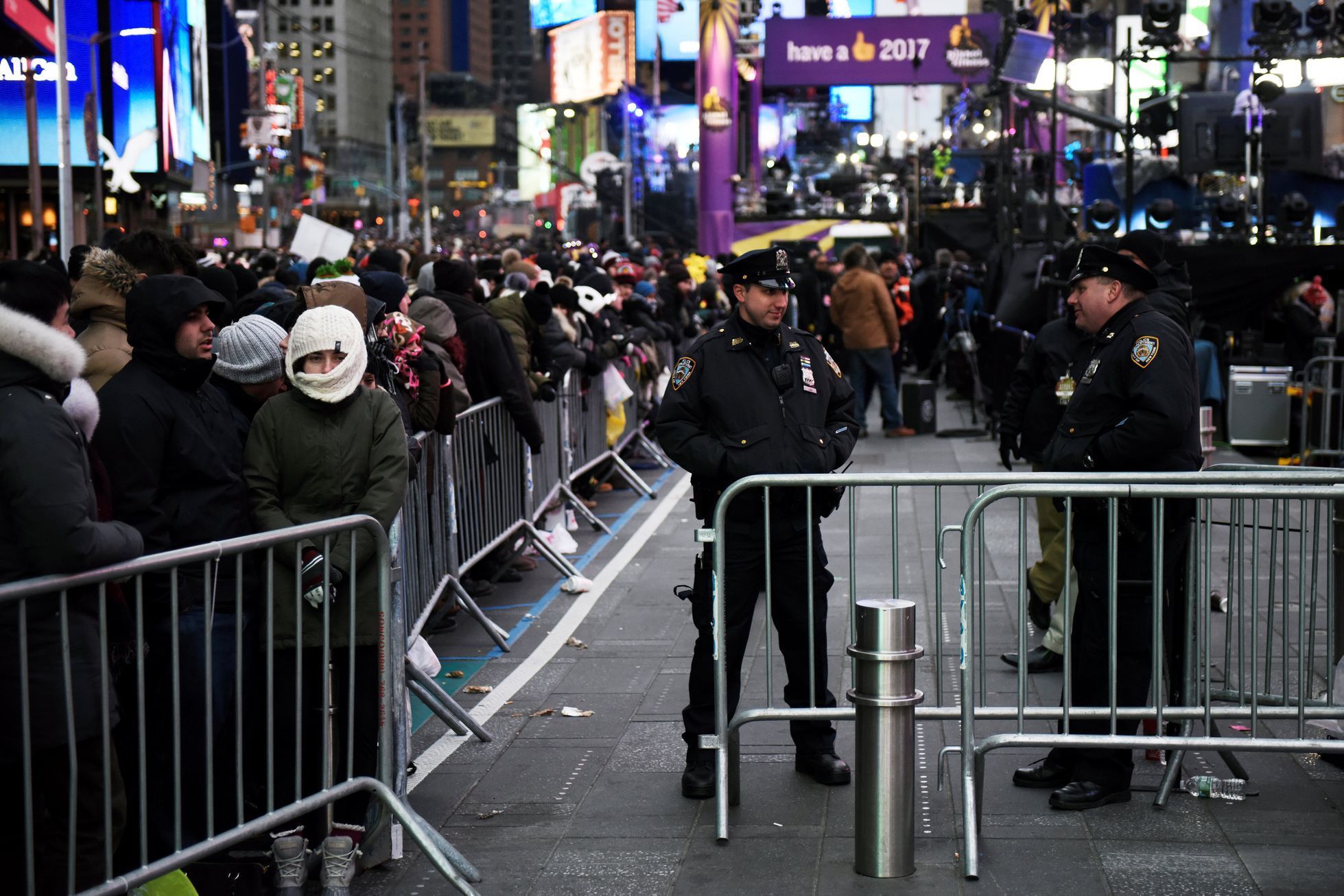 Přípravy na Times Square v New Yorku.