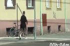 Video: Nezamknuté kolo? V Hradci bylo pryč za 4 minuty