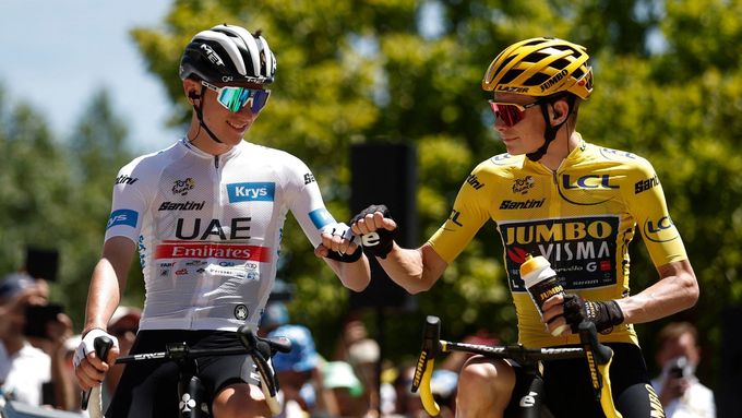Od roku 2020 vítězí na Tour de France jen Tadej Pogačar (vlevo) a Jonas Vingegaard