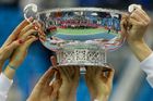 Uzavřou české tenistky fantastické období a získají tuto slavnou trofej potřetí během čtyř let? Připomeňte si ve fotogalerii triumfy českých tenistek ve Fed Cupu v letech 2011 a 2012.