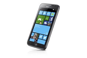 Hardwarium: telefony a tablety s Windows Phone 8, foťák s 3G