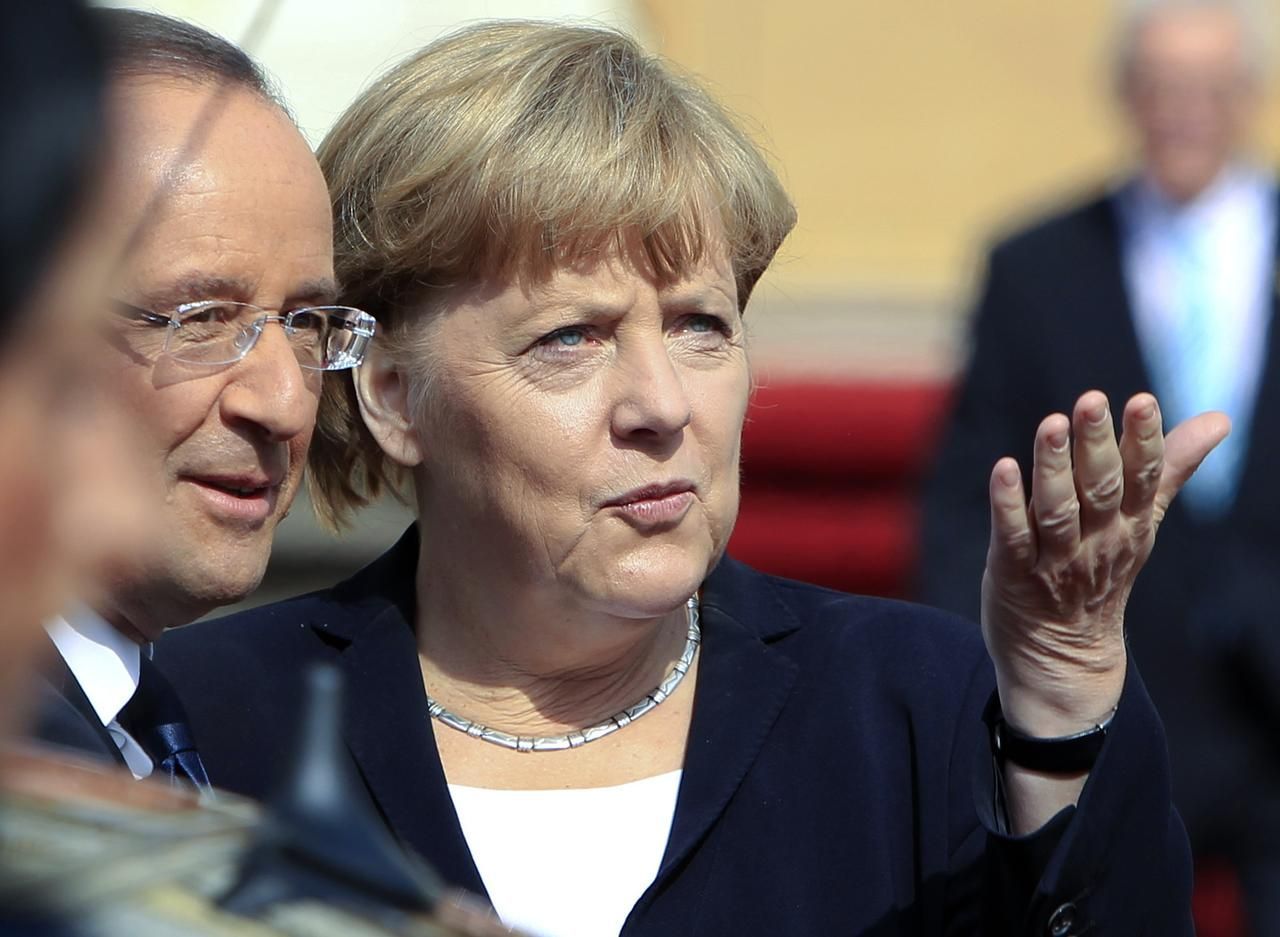 Merkelová Hollande