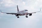 Německý soud nepotrestal aerolinky, které odmítly přepravit Izraelce. Politici se zlobí