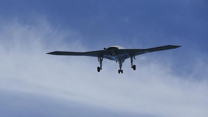 Radarem nedetekovatelný americký dron.