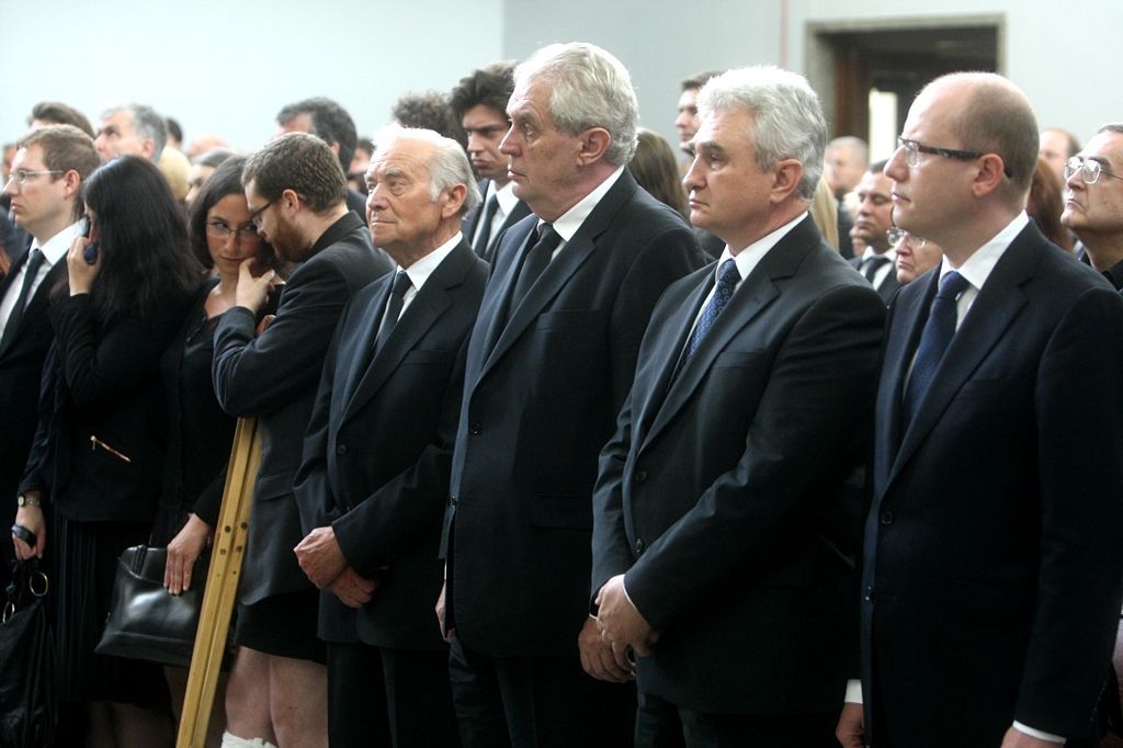 Pohřeb Valtra Komárka