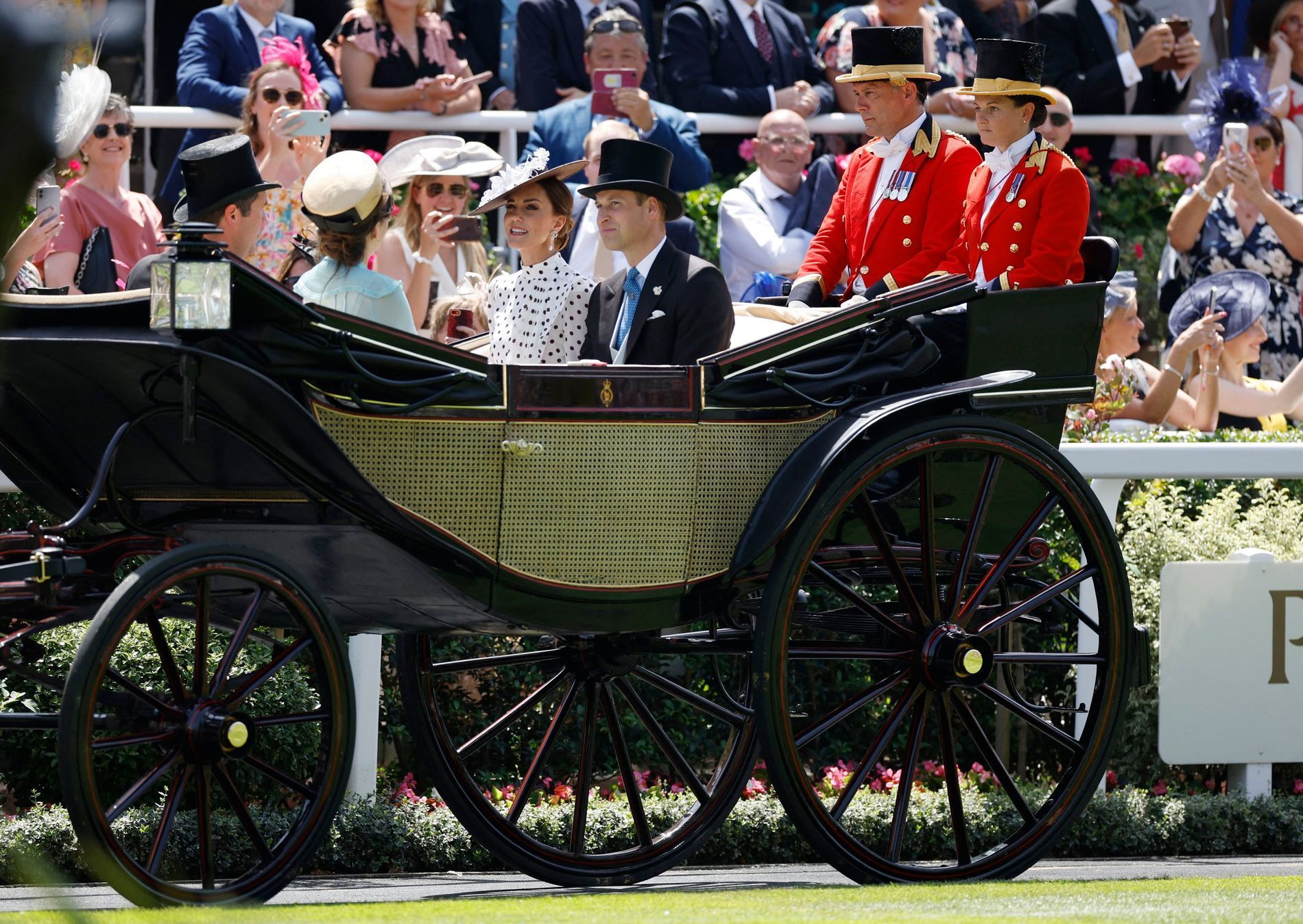 Dostihy v Ascottu: princ William a Catherine, vévodkyně z Cambridge
