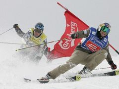 Český skikrosař Tomáš Kraus ve finále světového šampionátu akrobatických lyžařů.