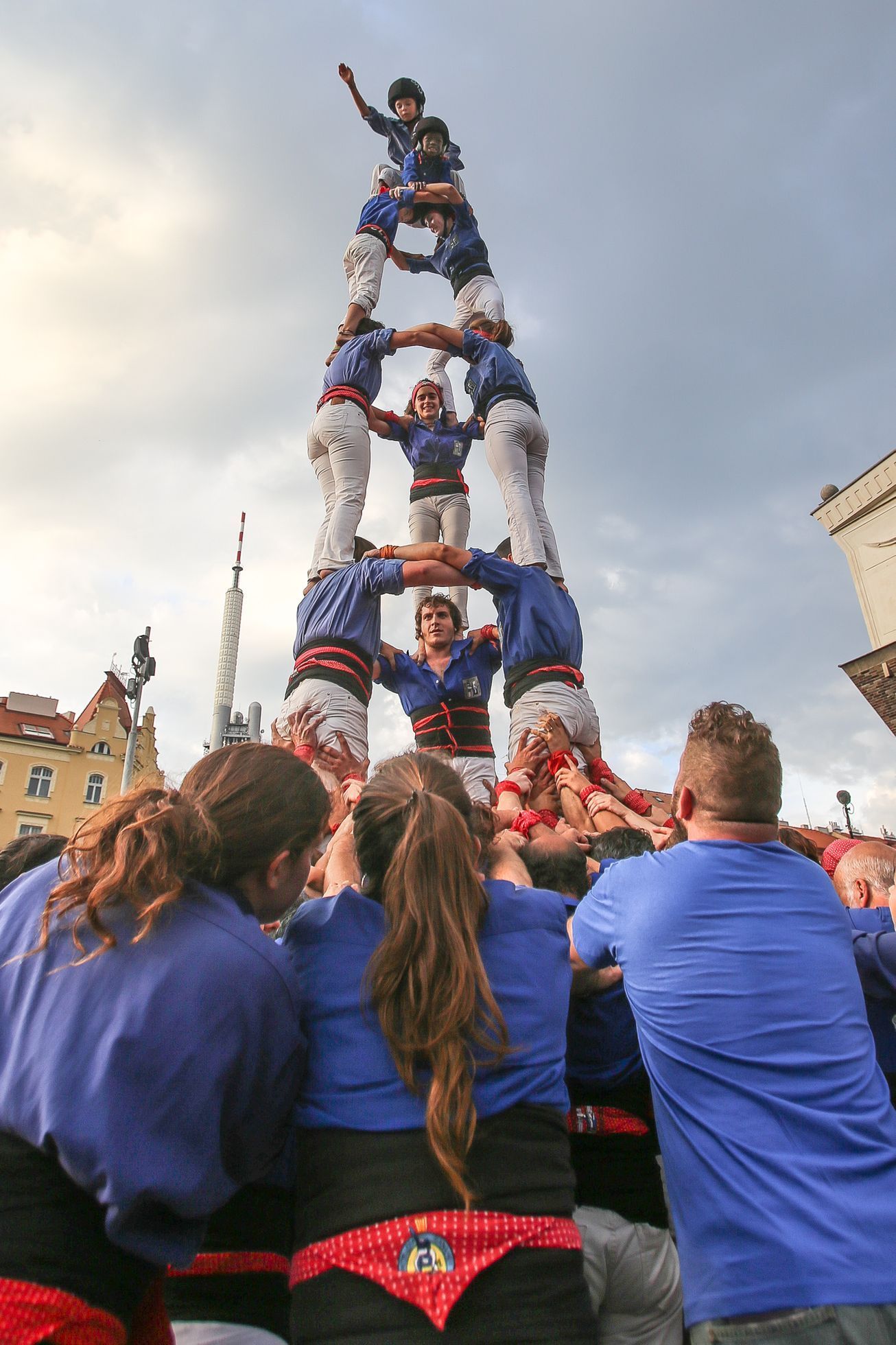 Katalánské lidské věže na náměstí Jiřího z Poděbrad, Castell, Praha