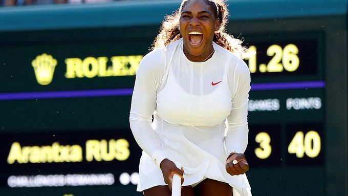 Debata o změně se výrazněji rozjela před rokem, kdy Serena Williamsová hrála Wimbledon poprvé jako vdaná paní.