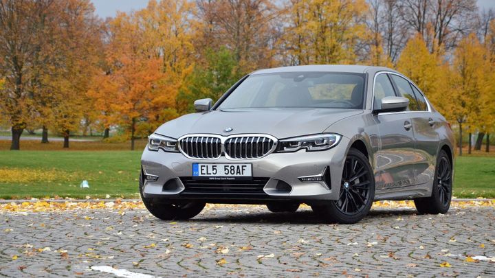 Bavorská inspirace Lidlem. Plug-in hybrid BMW 330e bude odměňovat jízdu na elektřinu