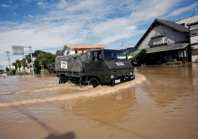 Japonsko po prudkých deštích postihly masivní záplavy. Červenec 2018.