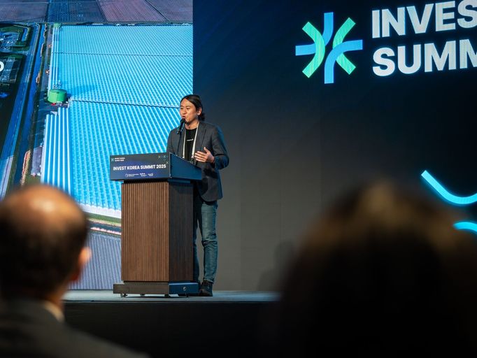 June Paik, spoluzakladatel a dosavadní šéf technologické společnosti FuriosaAI, na Invest KOREA Summit 2025