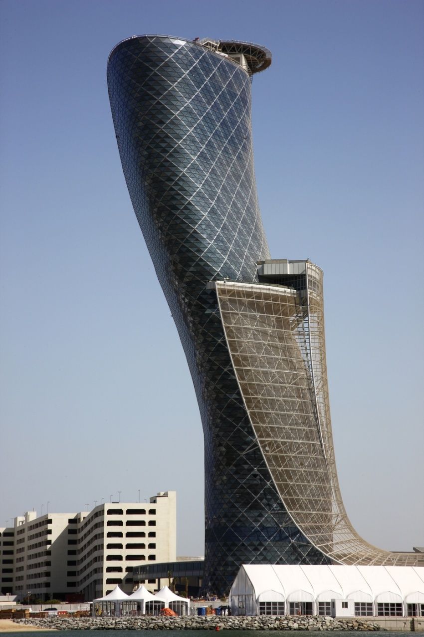 Hyatt Capital Gate (Spojené arabské emiráty