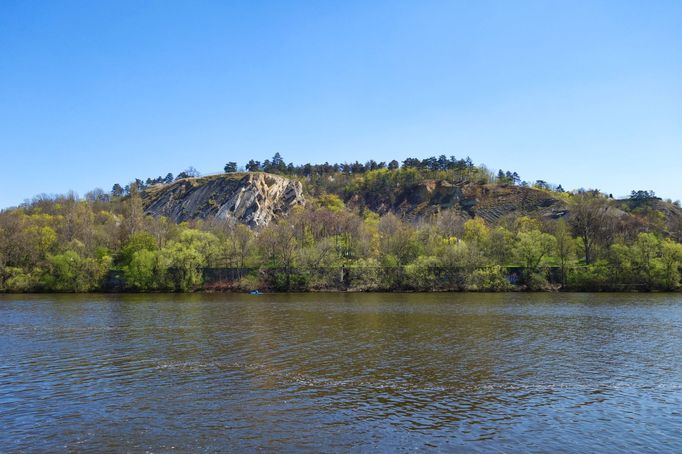 Přírodní památka Branické skály na pravém břehu Vltavy