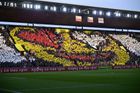 Choreo, které obletí fotbalový svět. Fanoušci Slavie předvedli úchvatné představení