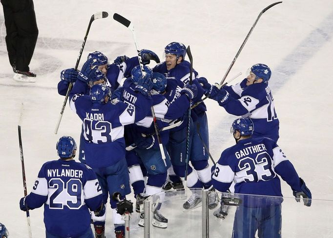 NHL Centennial Classic: Toronto - Detroit