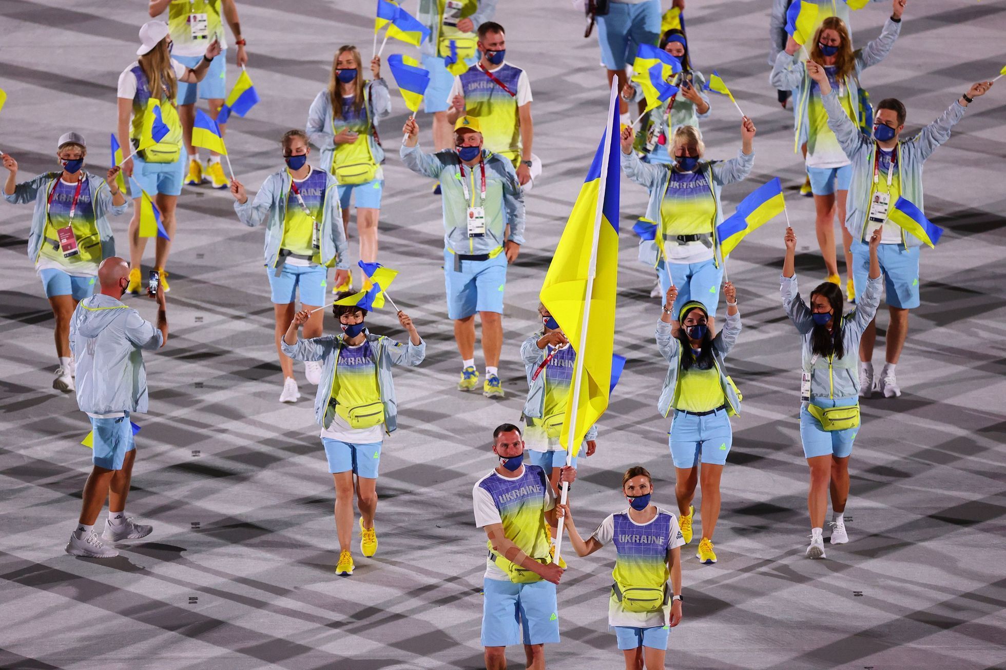 Ukrajinská výprava při slavnostním zahájení olympiády v Tokiu 2020