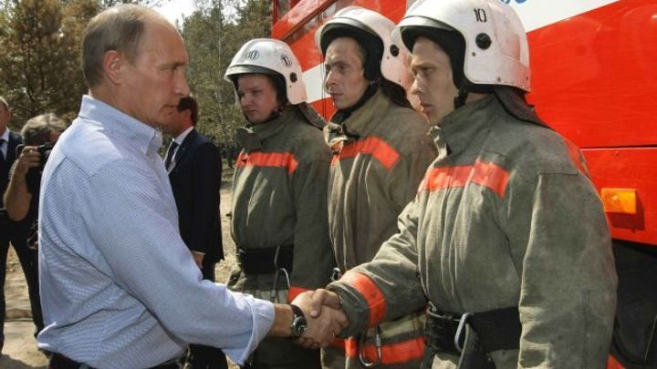 vrn asopis, abychom hledali naplnn za kadou cenu. Lanhot se me pochlubit betlmem, jeho devn postaviky jsou vyezny v tradinch. zpravodaj mstsk adu - Msto Lanhot