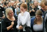 Na ulicích Osla zavládl šok, smutek a bolest nad ztrátou nevinných obětí.
