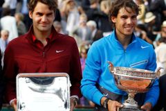 Bitva titánů se blíží. Nadal vládne antukovým rekordům, Federer všem ostatním