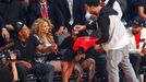 2013 NBA All-Star game: Jay-Z (vlevo), Beyoncé a Drake