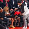 2013 NBA All-Star game: Jay-Z (vlevo), Beyoncé a Drake