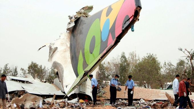 První snímky z místa neštěstí: Tady se zřítil Airbus