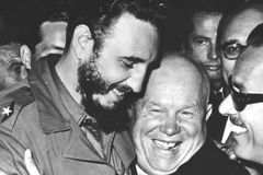Diktátor Castro byl prý pašák. Západní demokraté nedomysleli, jak to bude znít Čechům