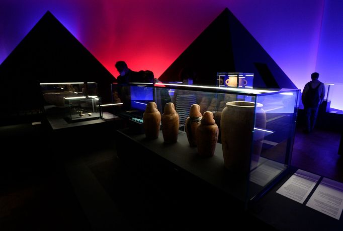 Národní muzeum v Praze v úterý znovu otevřelo pro návštěvníky. Na snímku je výstava Sluneční králové.