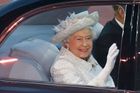 Na zahájení jubilejních Her Commonwealthu nechyběla ani sama britská královna Alžběta.