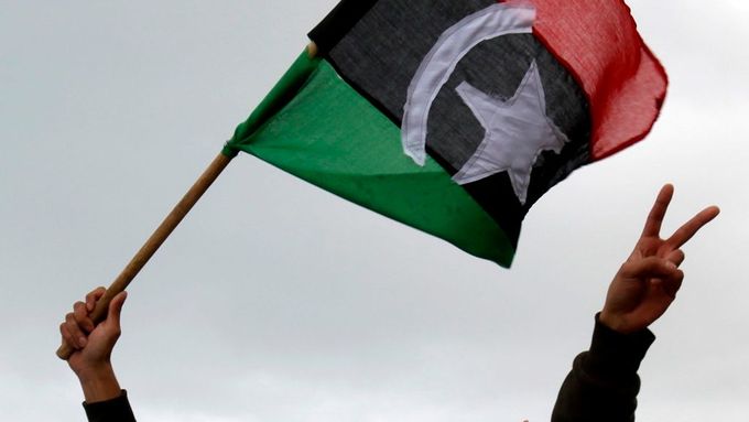 Násilí v ulicích hlavního města Libye neustává