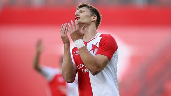 Ani střelec Milan Škoda se neodkázal trefit do sítě Anderlechtu a po porážce 0:3 jsou šance Slavie na účast v základní skupině Ligy mistrů mizivé.