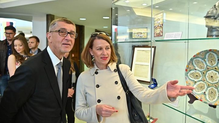 Tünde Bartha pracuje v Agrofertu. V holdingu se angažuje i Babišova dcera Vivien
