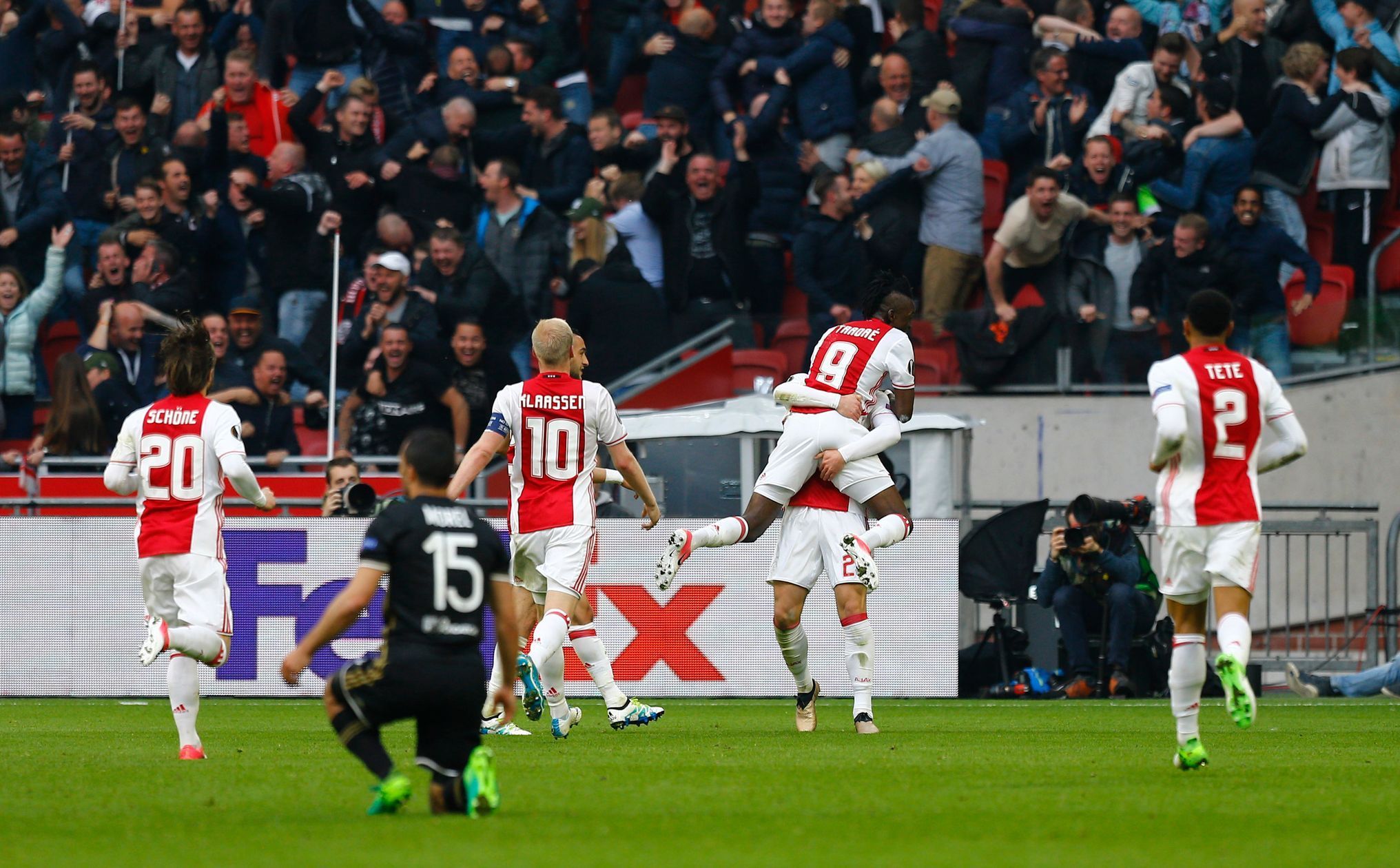 Ajax Amsterdam - Olympique Lyon, úvodní semifinále Evropské ligy 2016/17