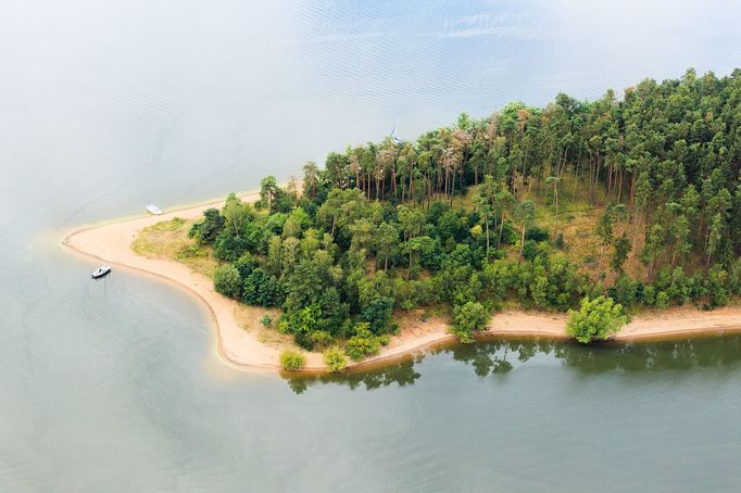 Vltava z výšky 2. Od Orlíku po Chuchli